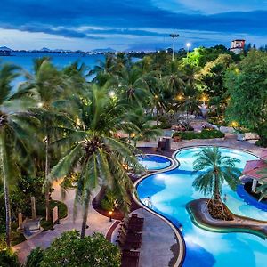 Cholchan Pattaya Beach Resort - Sha Extra Plus